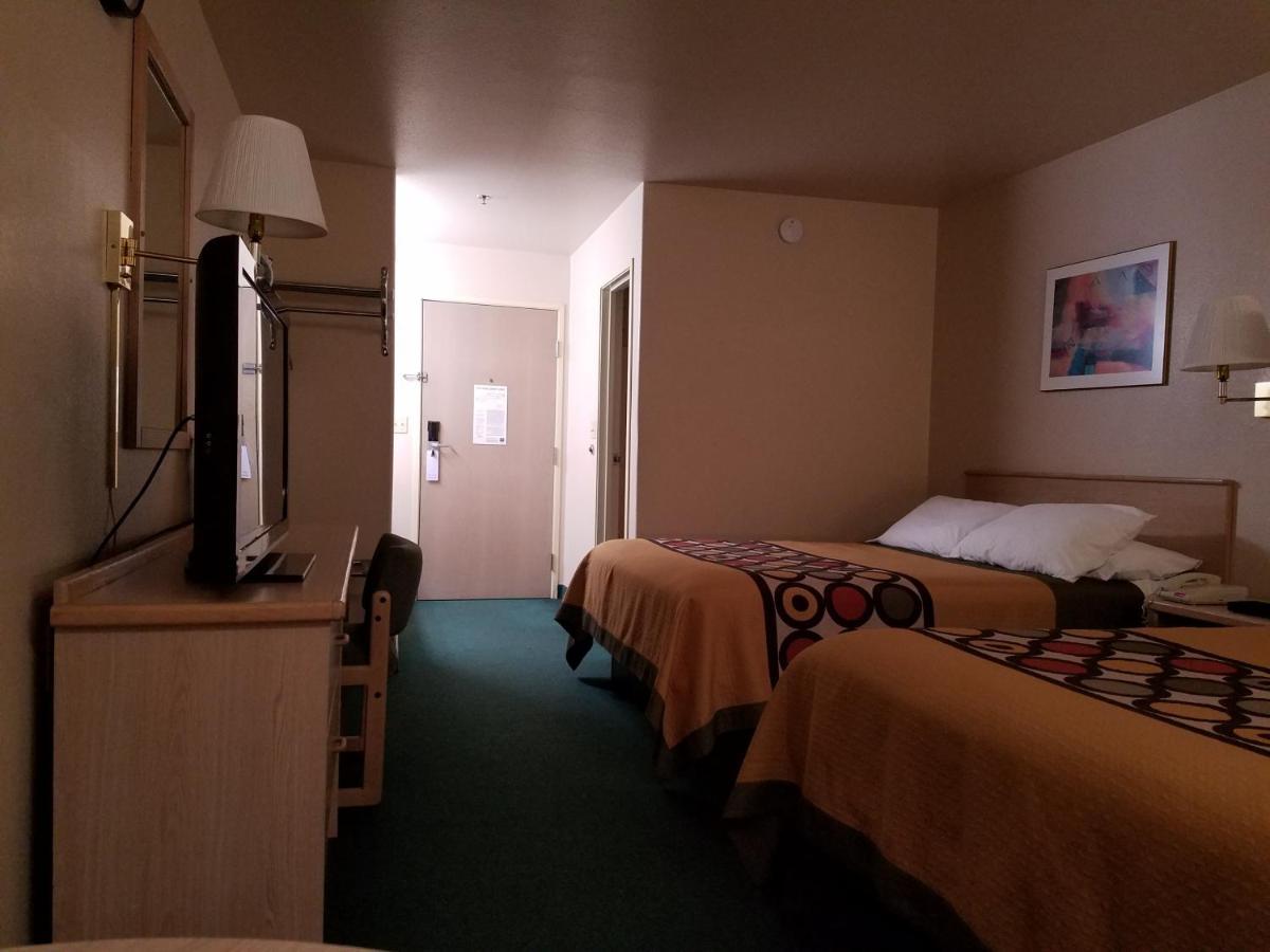 Simple Rewards Hotel 2*